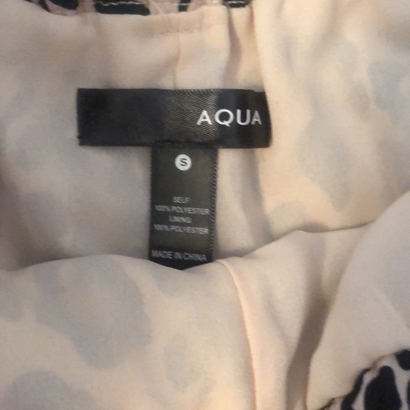 HIGH WAISTED SHORTS - Picture 2 of 3